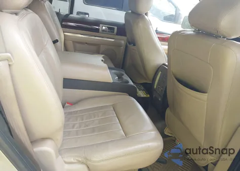 2006 Lincoln Navigator Luxury/Ultimate из США, поврежденный, VIN 5LMFU28556LJ26106